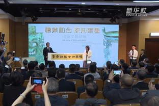 经纪人：梅雷特会继续留队，那不勒斯100%会行使优先续约条款