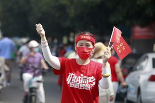 又伤了……第19分钟克雷桑伤退！帕托替补登场；下轮泰山将战海港